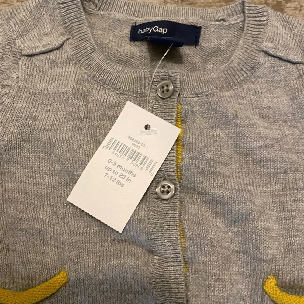 BabyGap Grey & Yellow Cardigan Sweater Size 0-3 Months